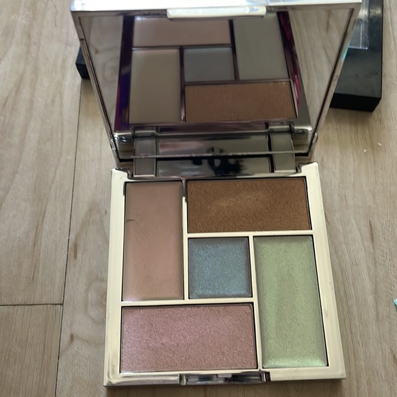 sleek makeup - Picture 2 of 2